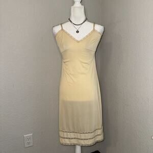 Vintage JCPenney Slip Dress Women 12/34 Beige Nylon Lace Trim Workers Union Made